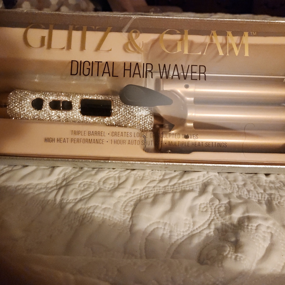 Glitz & Glam Digital Hair Waver - Rose Gold with Rhinestone Handle